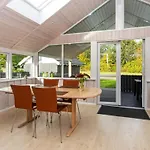 Casa de Férias 4 Star Holiday Home In Hovborg *