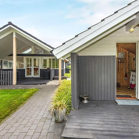 4 Star Holiday Home In Hovborg * Hovborg