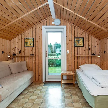 4 Star In Holiday home