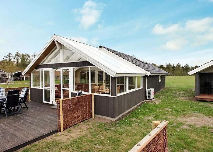 Family Retreat In - By Traum Hovborg