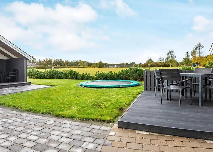 Family Retreat In - By Traum *